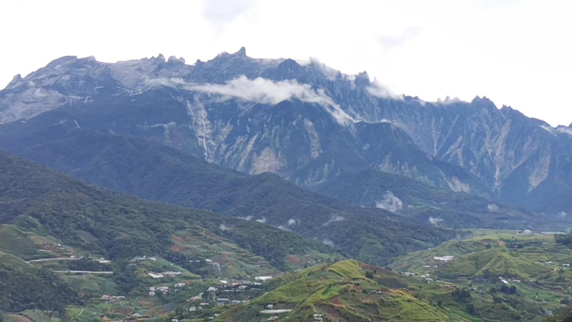 Highland Homestay Kundasang Ranau Ngoại thất bức ảnh